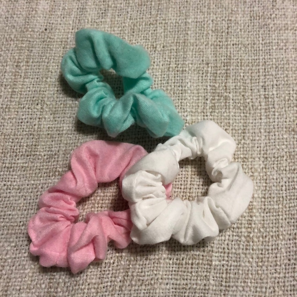 set of scrunchies